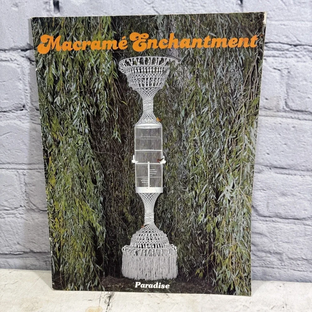 Vintage Macrame Enchantment Instruction Book Plant Hang Tiki Table 1977‎